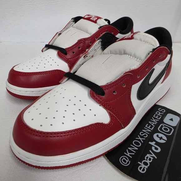 Jordan Other - Air Jordan 1 Retro Low OG Chicago 2025 HQ6999-600 Grade School Size 5.5y